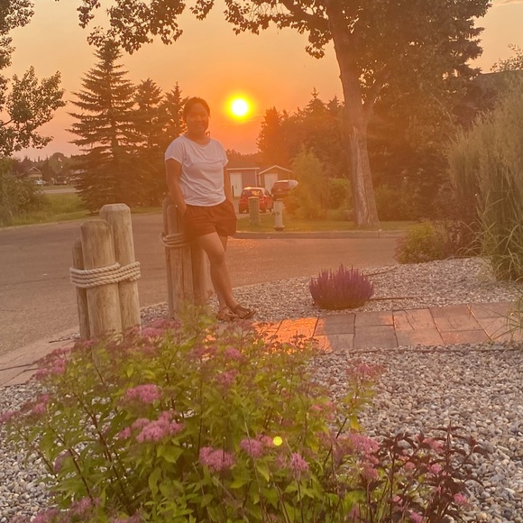 Meet your Posher, Jaja - Picture 1 of 1